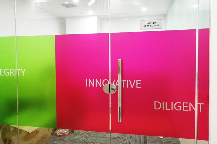 ���¿����LɳУ�^(q��)�҃ȏV���b�