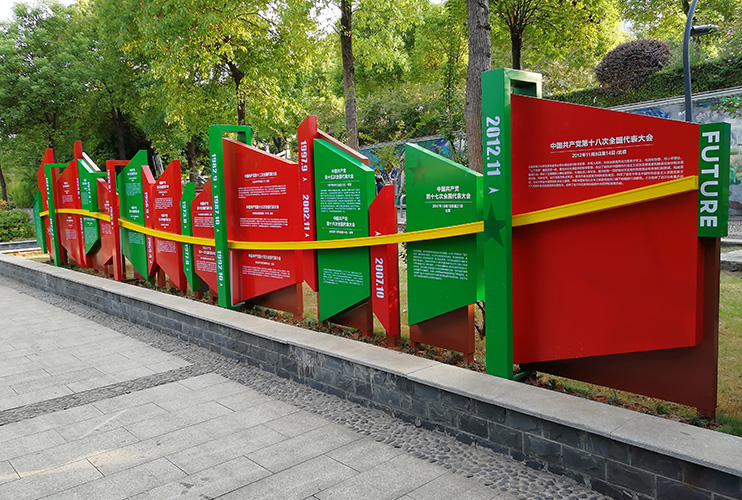 �Ļ���(bi��o)�R�M�ϼ�