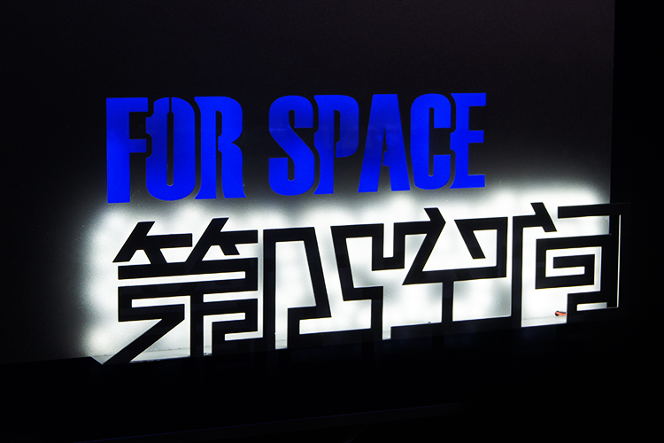 ��(chu��ng)�ⶨ��-���P䓿����pɫ�l(f��)����R