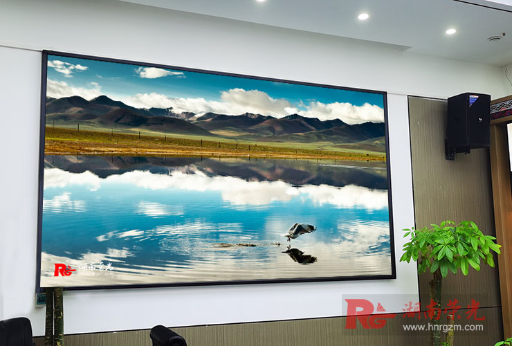 �L(zh��ng)ɳ����LED�@ʾ�� ��(hu��)�h��С�g��P1.8�@ʾ��