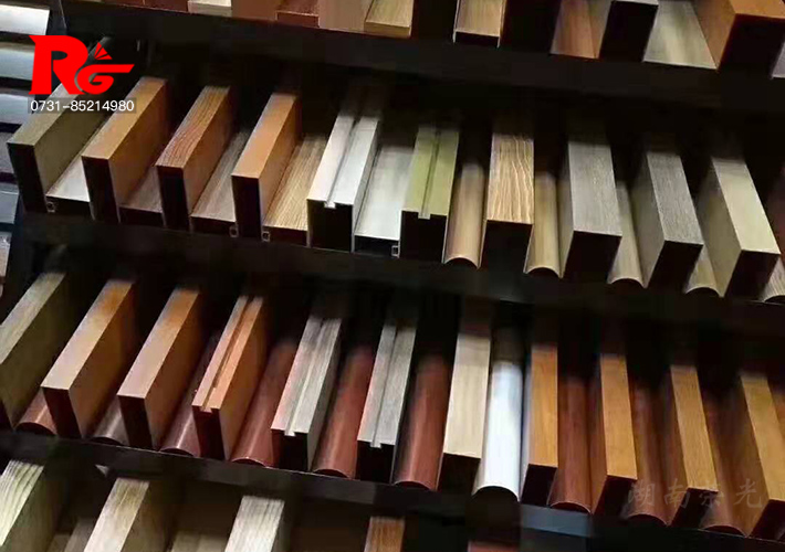 �L(zh��ng)ɳ�X��ͨ�V��