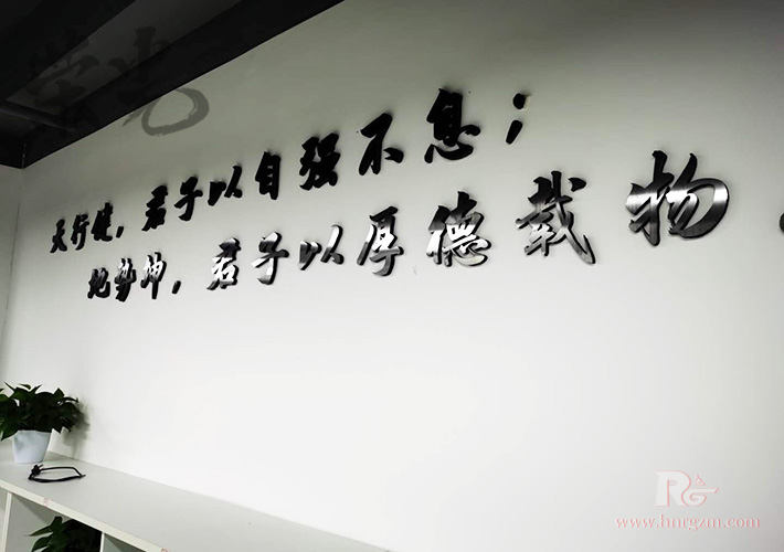 �Lɳ���P���