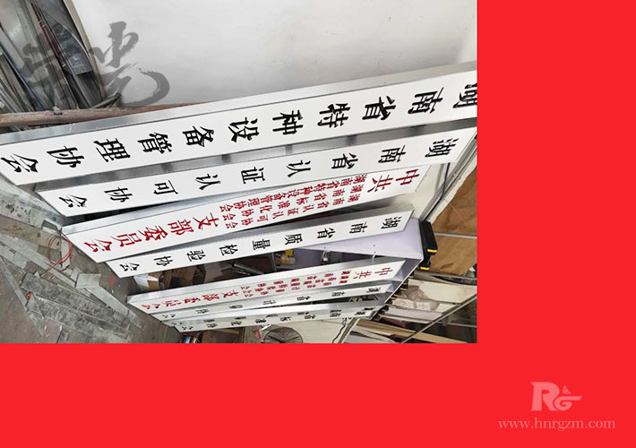 �Lɳ���R��