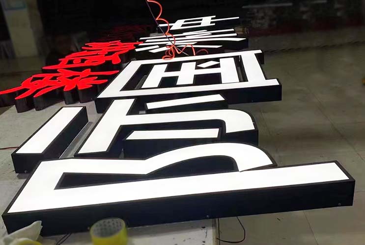 �Lɳ�T�^������